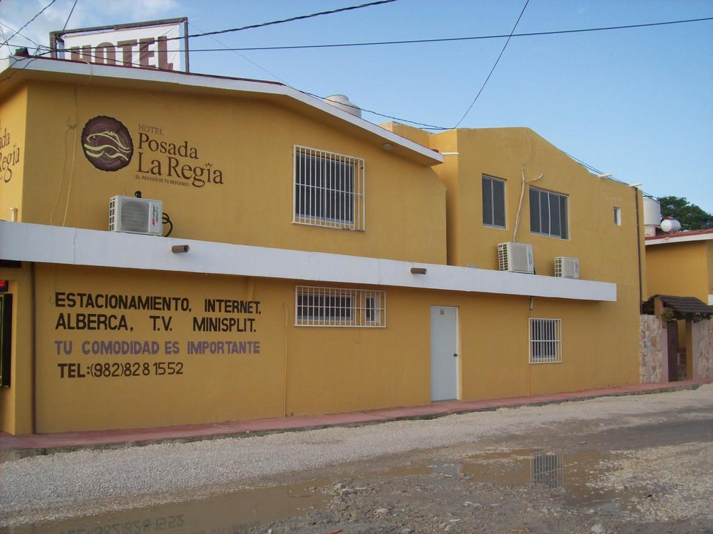 Hotel Posada La Regia Champotón エクステリア 写真